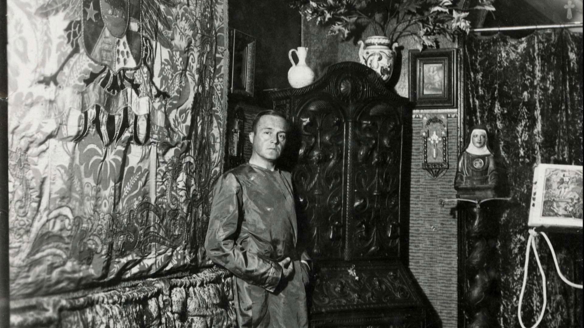 Álvaro Retana. Salir del armario de la historia