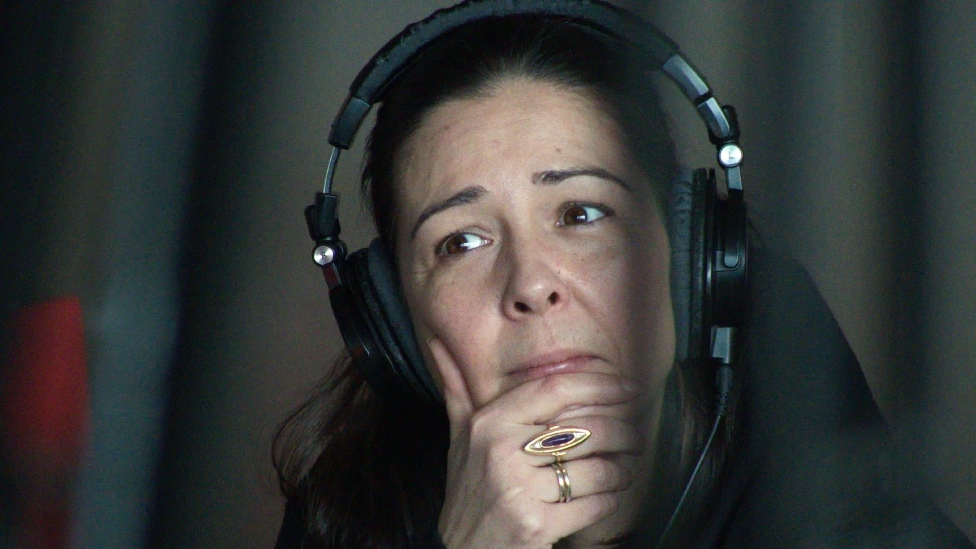 Mina and the Radio Bandits